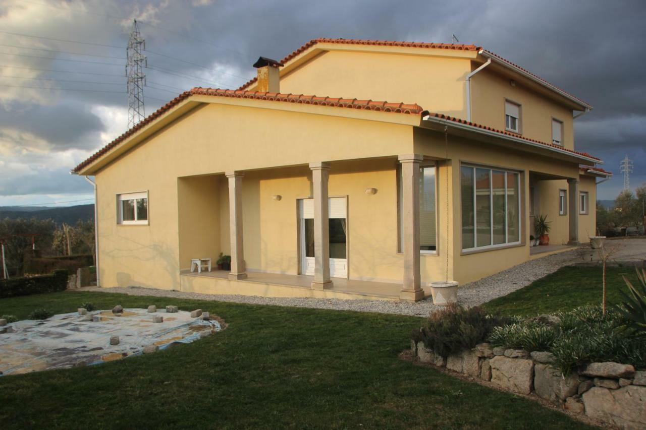 Quartos Em Vivenda Serra Da Estrela Celorico Da Beira Exterior photo