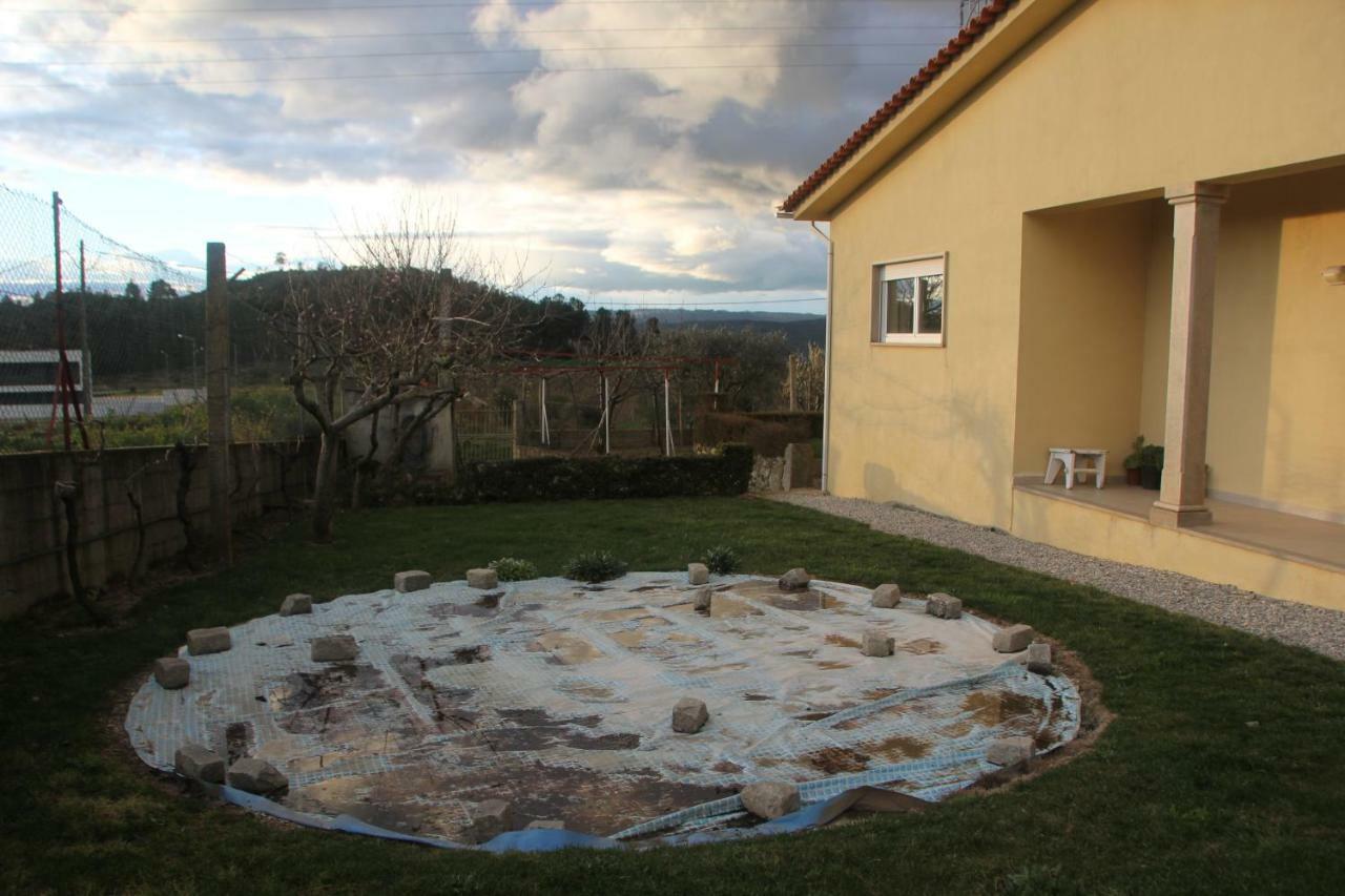 Quartos Em Vivenda Serra Da Estrela Celorico Da Beira Exterior photo