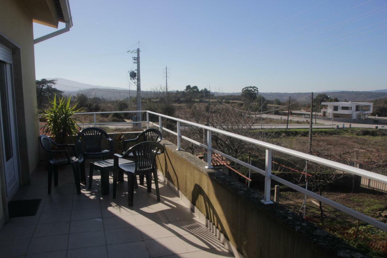 Quartos Em Vivenda Serra Da Estrela Celorico Da Beira Exterior photo