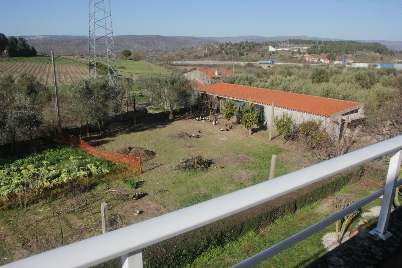 Quartos Em Vivenda Serra Da Estrela Celorico Da Beira Exterior photo